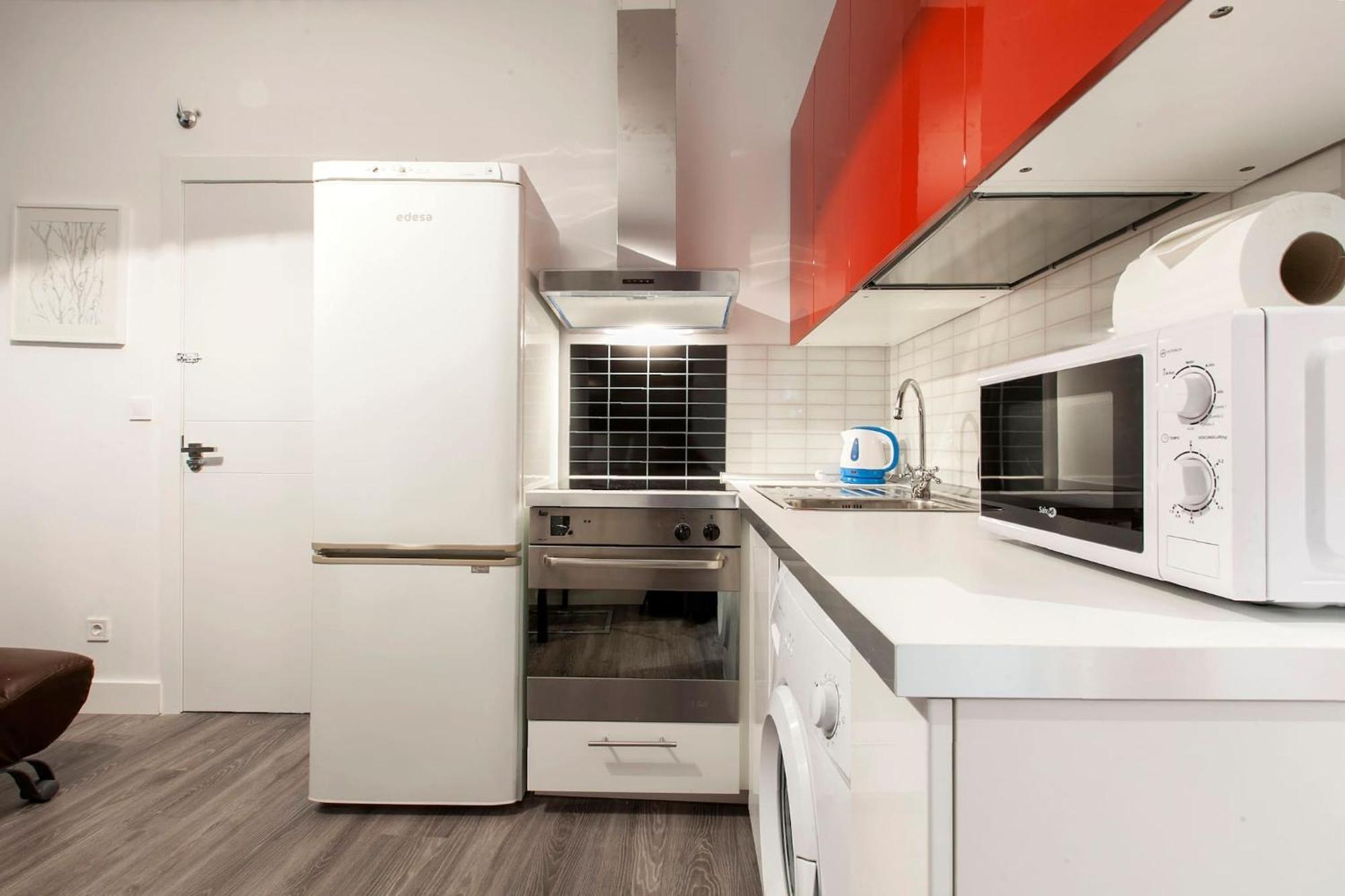 Apartamentos Day Madrid Callao Centro Gran Via Sol Malasana Екстериор снимка