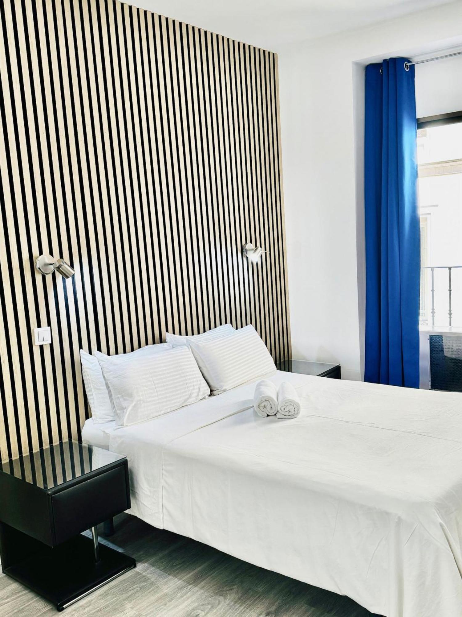 Apartamentos Day Madrid Callao Centro Gran Via Sol Malasana Екстериор снимка