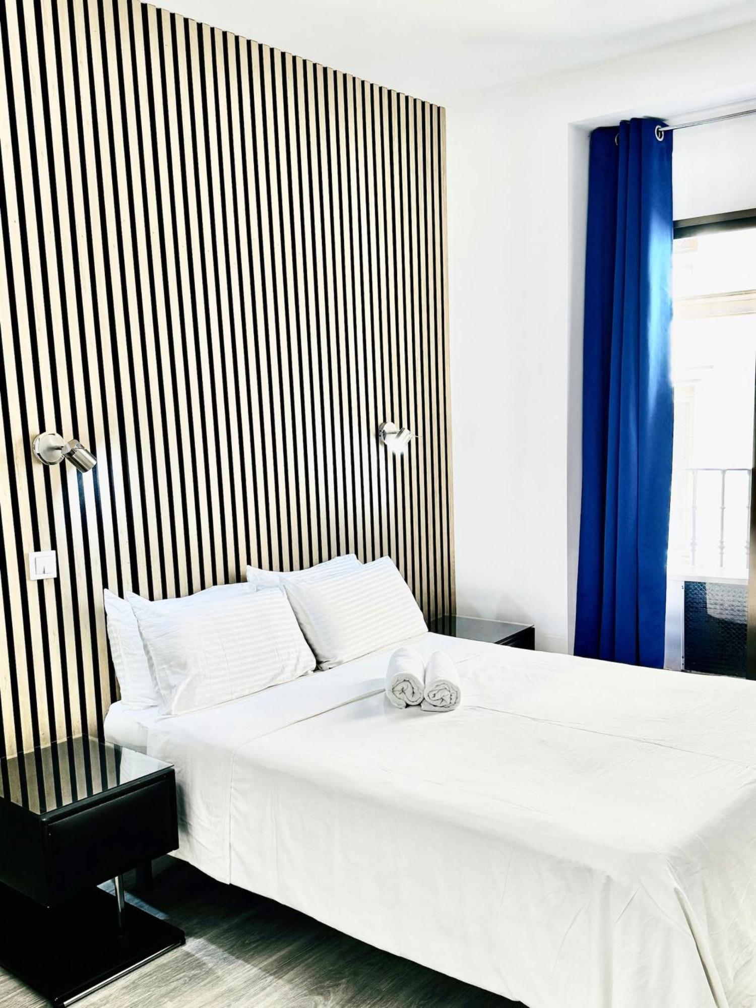 Apartamentos Day Madrid Callao Centro Gran Via Sol Malasana Екстериор снимка