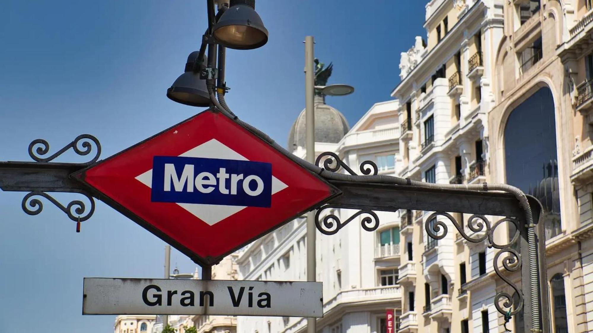 Apartamentos Day Madrid Callao Centro Gran Via Sol Malasana Екстериор снимка