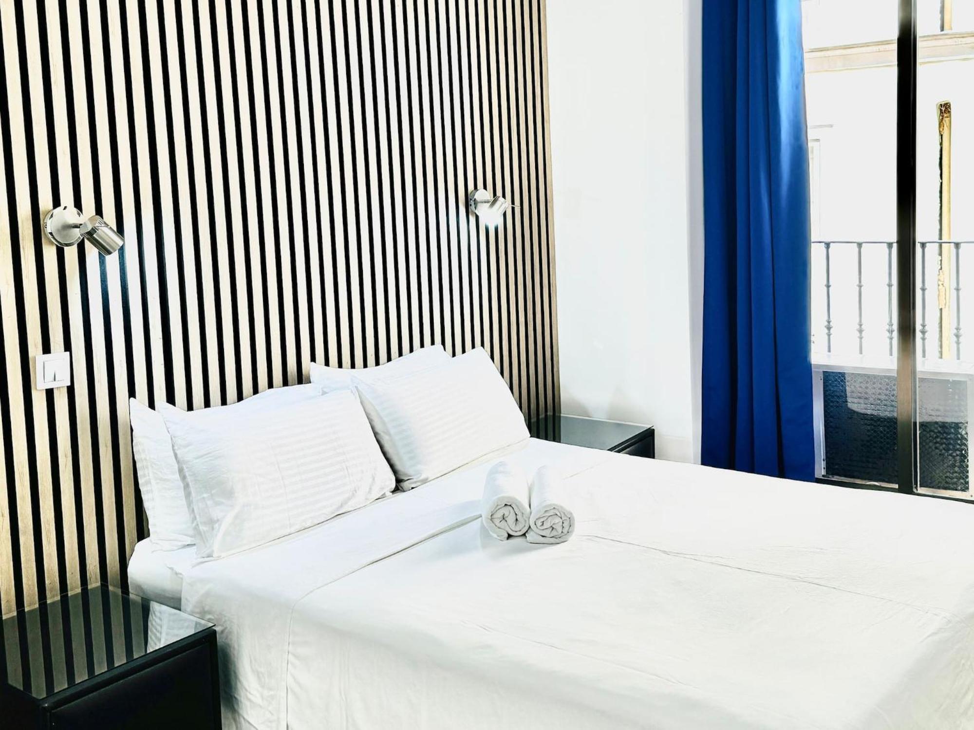 Apartamentos Day Madrid Callao Centro Gran Via Sol Malasana Екстериор снимка