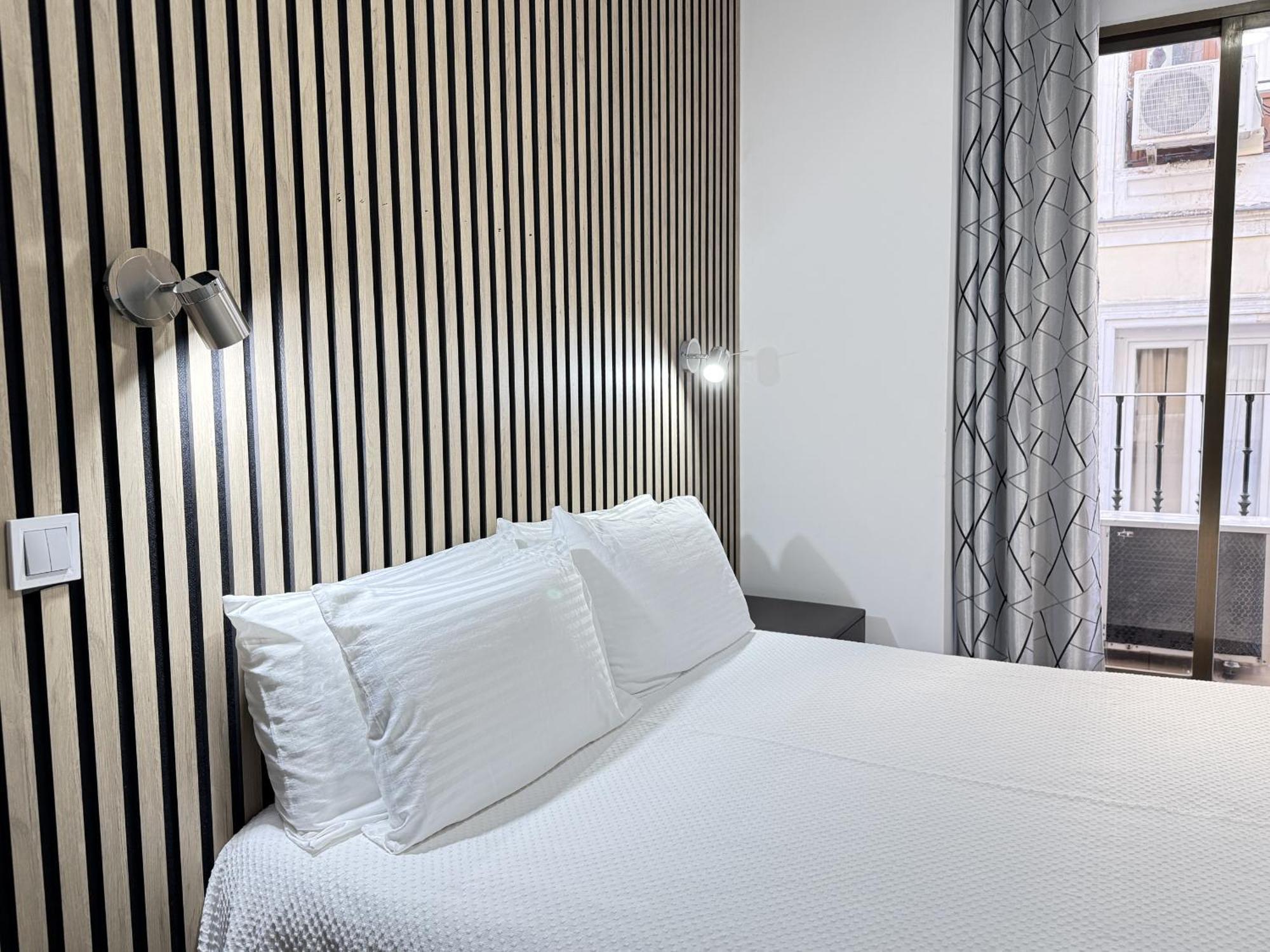 Apartamentos Day Madrid Callao Centro Gran Via Sol Malasana Екстериор снимка